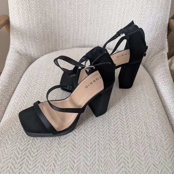 Torrid Black Strappy Block Heels - Picture 1 of 4